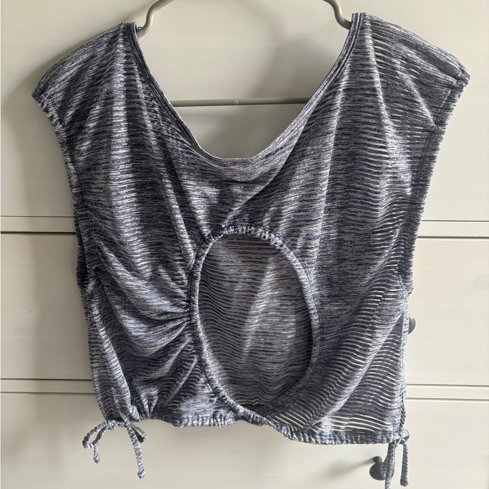 EUC free people movement Tied and True Striped Gray blue Women's Top size M - Picture 4 of 6